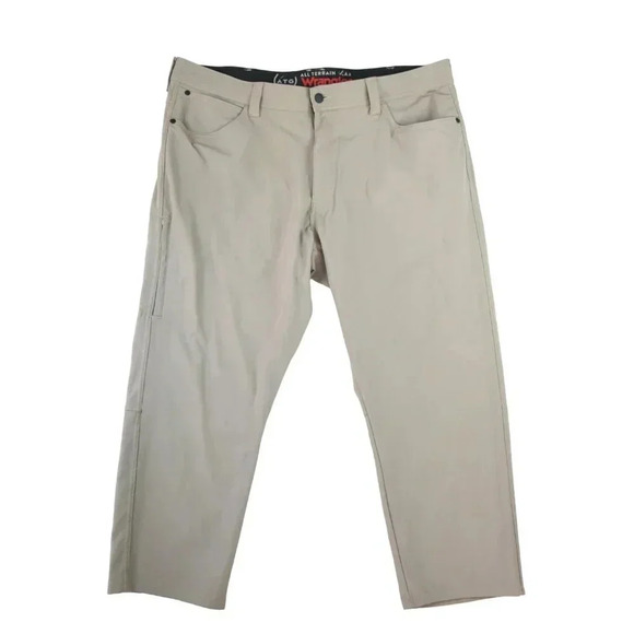 *HEMMED SUPER SHORT* Wrangler All Terrain Gear Pants 40x30 (Actual Size is 25") - Picture 2 of 12